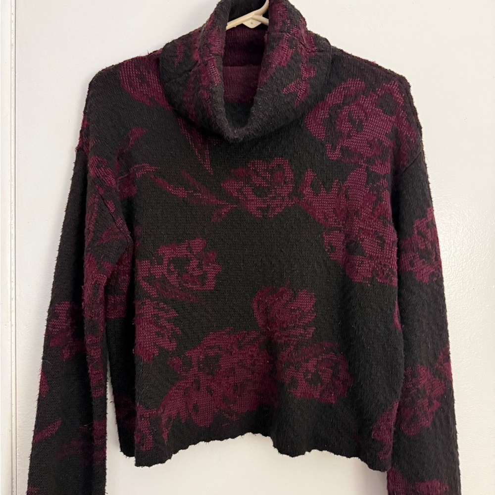 White House Black Market Burgundy and Black Floral Turtleneck Sweater